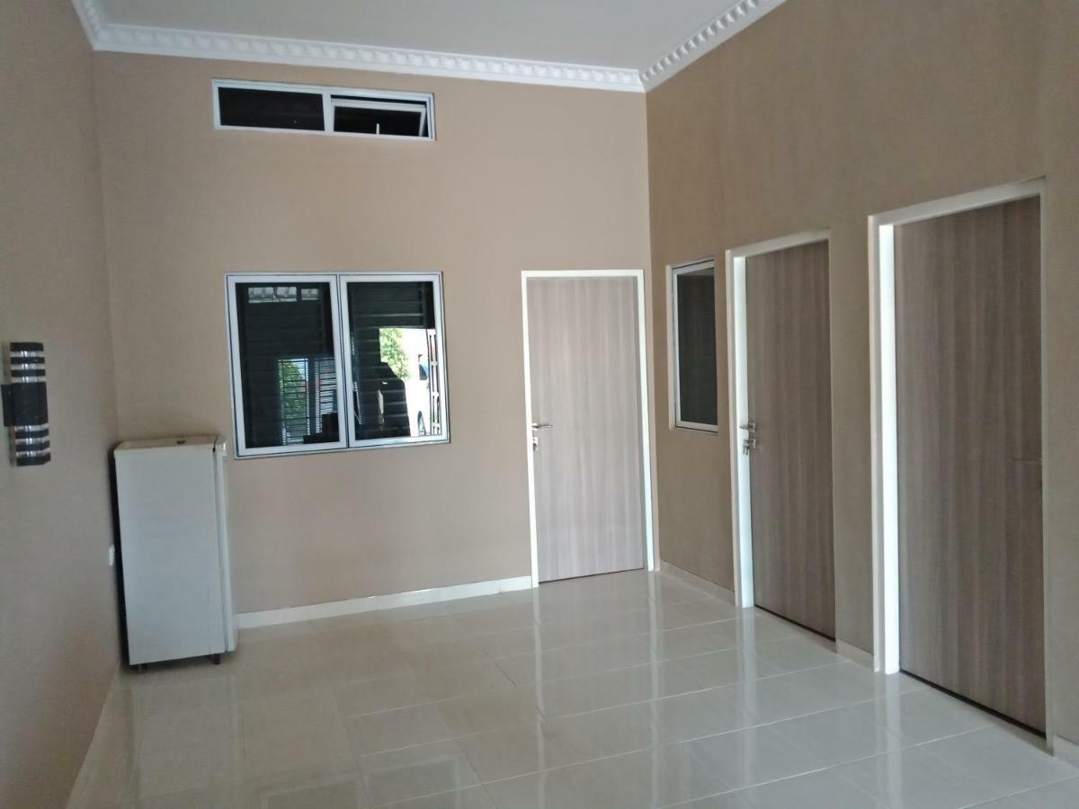 Hotel Sleeprest @ Golden Prima Batam Exterior foto